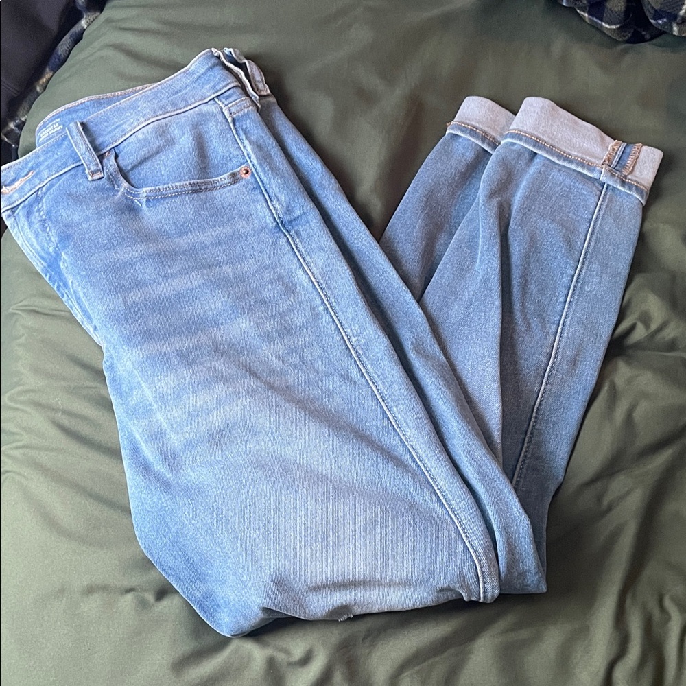 Old Navy Light Blue Straight Leg Jeans - Picture 1 of 4